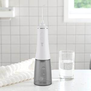 China Rechargeable Water Flosser Low Volume IPX7 Waterproof factory