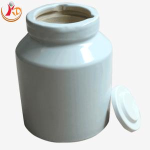 China 99% AL2O3 Alumina Ceramic Jar for Rolling Jar Mill Long-Lasting factory