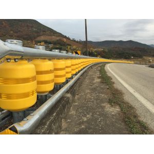 China Double Buckets Or Single Bucket Roller Crash Barrier with JT/T281-2007 Standard and 3.5 Mm Thickness factory