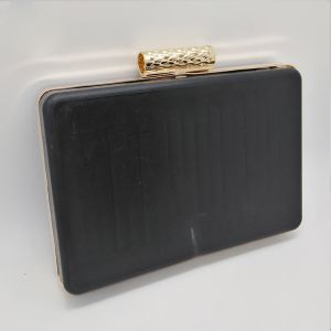 Hollow Web Closure Gold Clamshell Purse Frame With Chain Loops