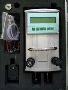 China High Precision Digital Pressure Gauge Portable Pressure Calibrator factory