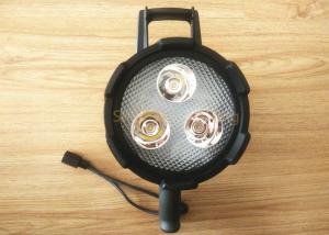 China 1000 Lumen Rechargeable Led Spotlight Waterproof IP66 Powerful Bright Cree LED factory