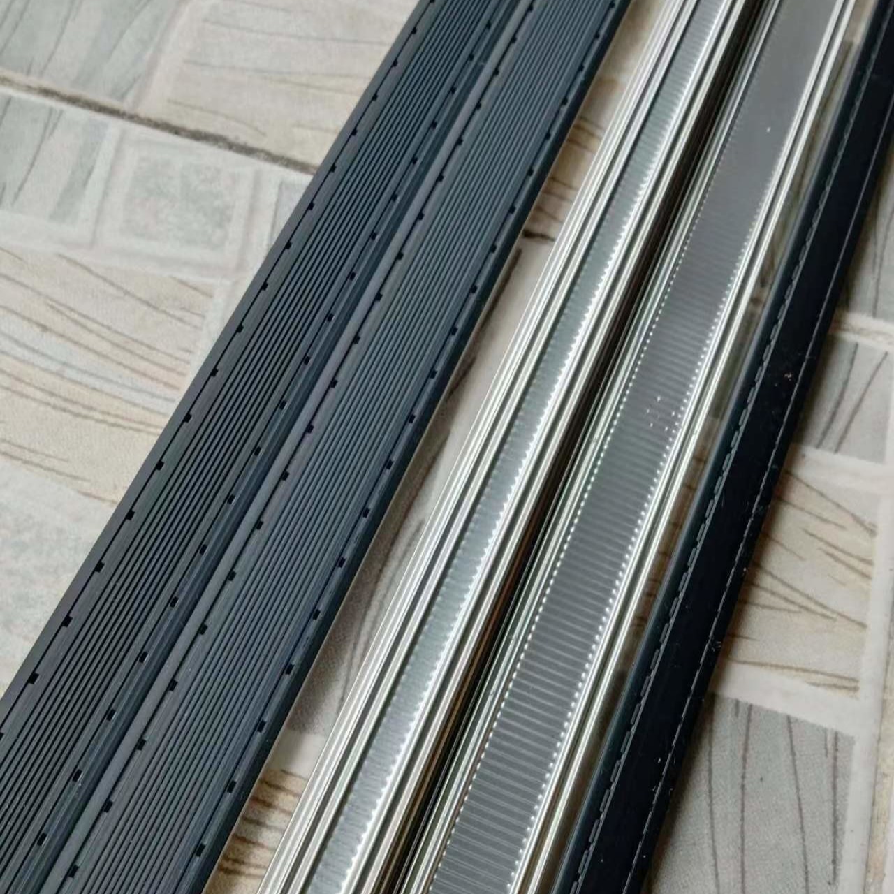 Composite Warm Edge Spacer Bar for Insulating Glass Units in Residential Buildings with Low Thermal Conductivity