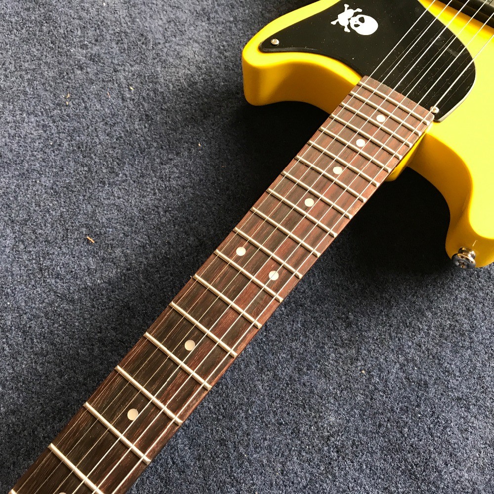 Wholesale and Hot selling OEM studio electric guitar yellow color one piece bridge pickup LP 1958 Junior guitar
