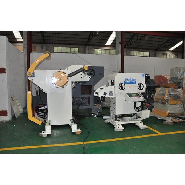 China High Speed Press Roller Decoiler Straightener Feeder Punching Equipment factory