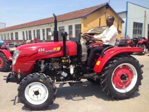 China Mini Electric Agricultural Farm Tractor factory
