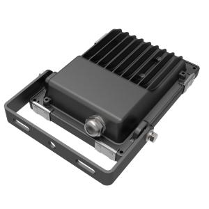China IP66 Outdoor Ultra thin Waterproof LED Flood Lights 10W 13000lm SMD3030 chips 5 years warranty factory