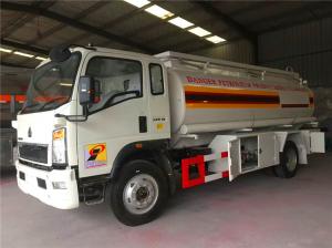 China 10000L Fuel Dispenser Truck 10cbm Carbon Steel Oil Tanker Truck HOWO factory
