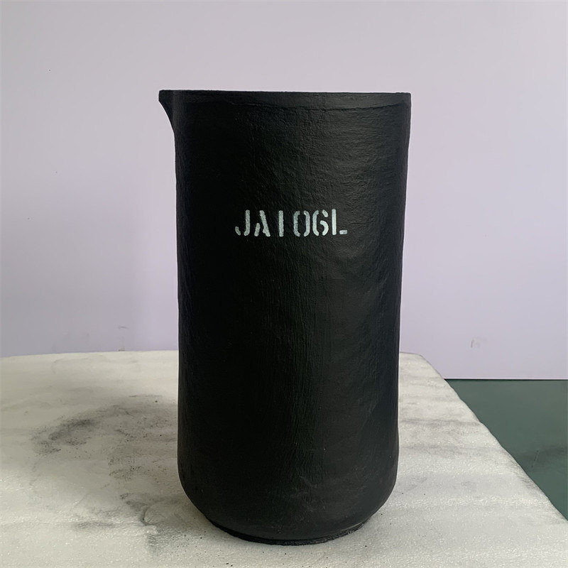 Corrosion Resistant Metal Melting Crucible Silicon Carbide Graphite With Pouring Nozzle