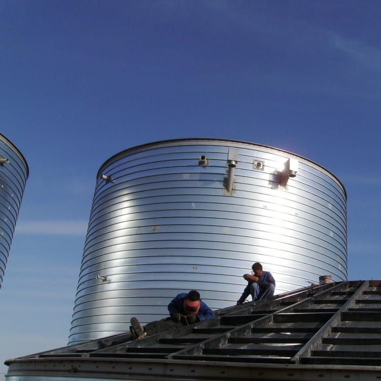 water tank systems 