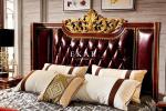 Classic Design Solid Wood Bedroom Furniture Antique Luxury Carved Wooden Bed