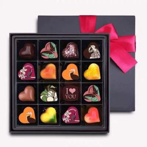 Rigid Chocolate Packaging Gift Boxes With Dividers And Custom Pantone Design