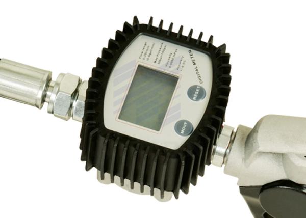 Digital Flow Meter Oil Control Valve Dispenses In Liter , Gallon , Pint And