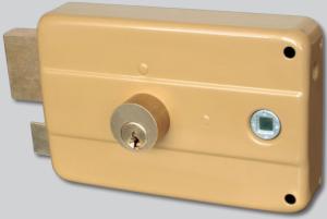 China Rim Door Lock European Style Solid Brass / Steel Rim Lock with Strike Plate factory