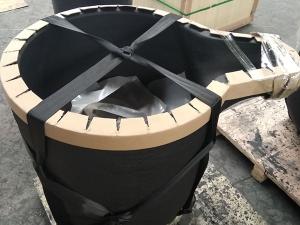 China SILICON CARBIDE GRAPHITE SPOUTED CRUCIBLE factory