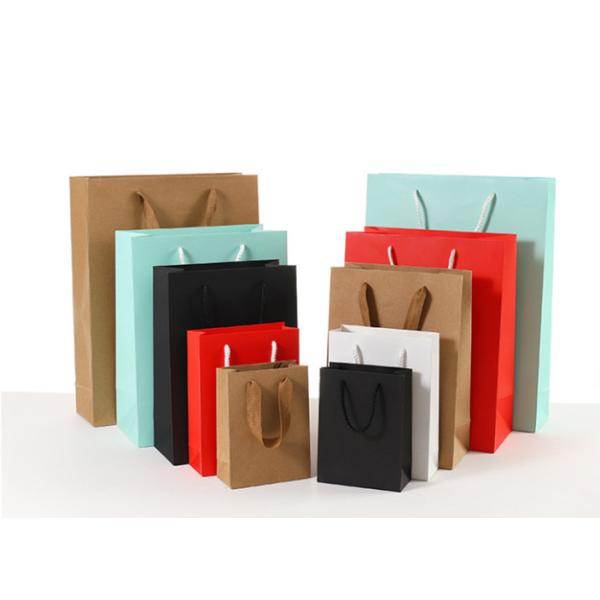 China Durable Coloured Paper Carrier Bags Matt / Glossy Lamination Surface Handling factory