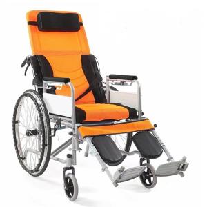 China Aluminum Lightweight Foldable Wheelchair For Disabled People factory