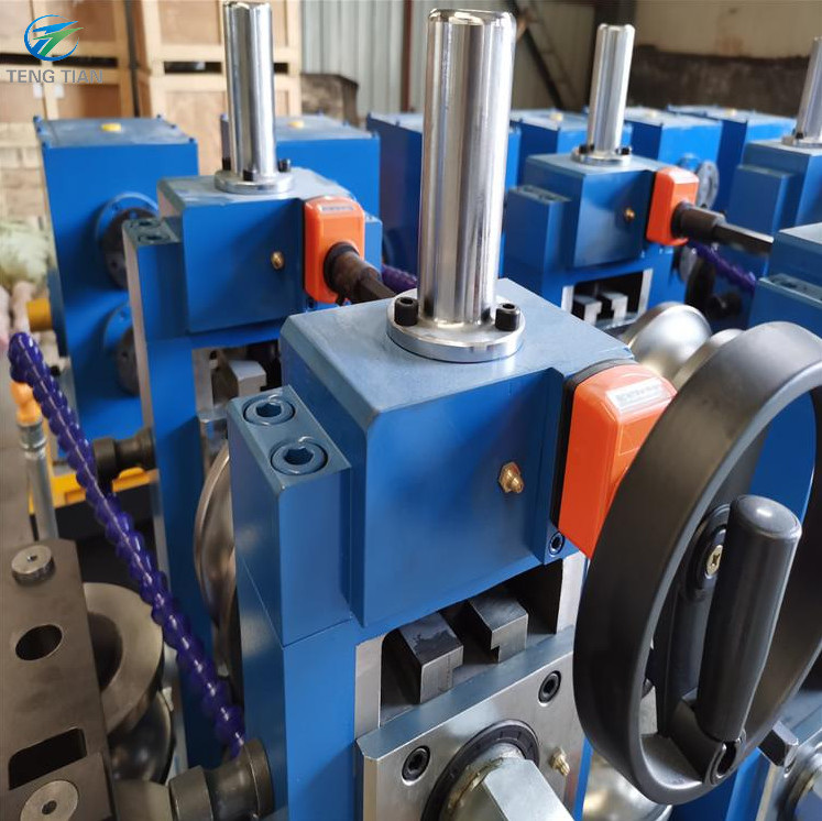 China High Precision Steel Pipe Manufacturing Machine 60-114mm Diameter factory