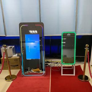 China LED Frame Party Magic Mirror Photobooth Transport 32 Inch Screen With Printer factory
