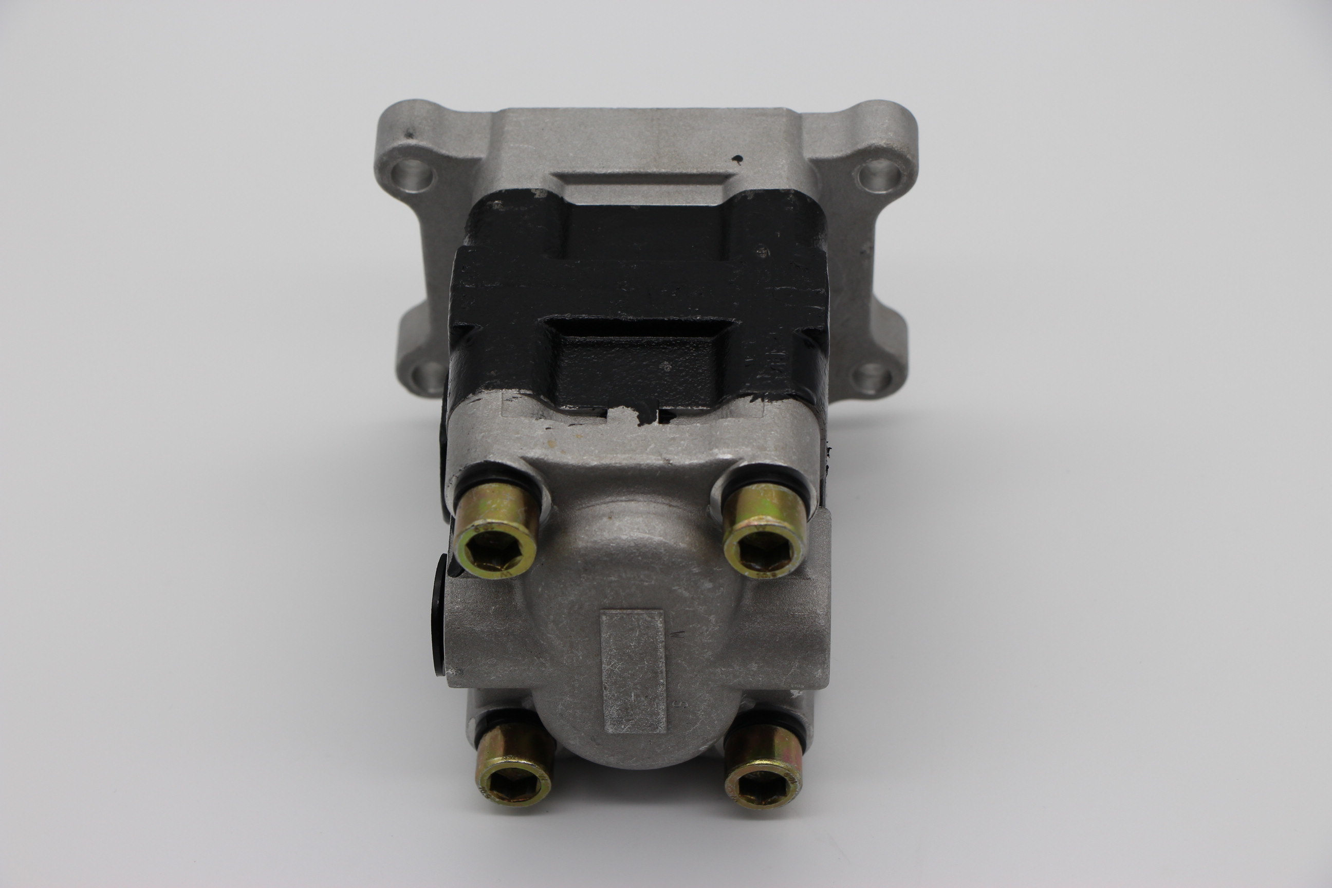 Hot sale good quality PC50MR gear pump pilot pump for PC55 PC56 PC40MR-2 excavator part