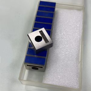 China Carbon Steel Roland Gripper Blue Rubber Printing Press Spare Parts on sale