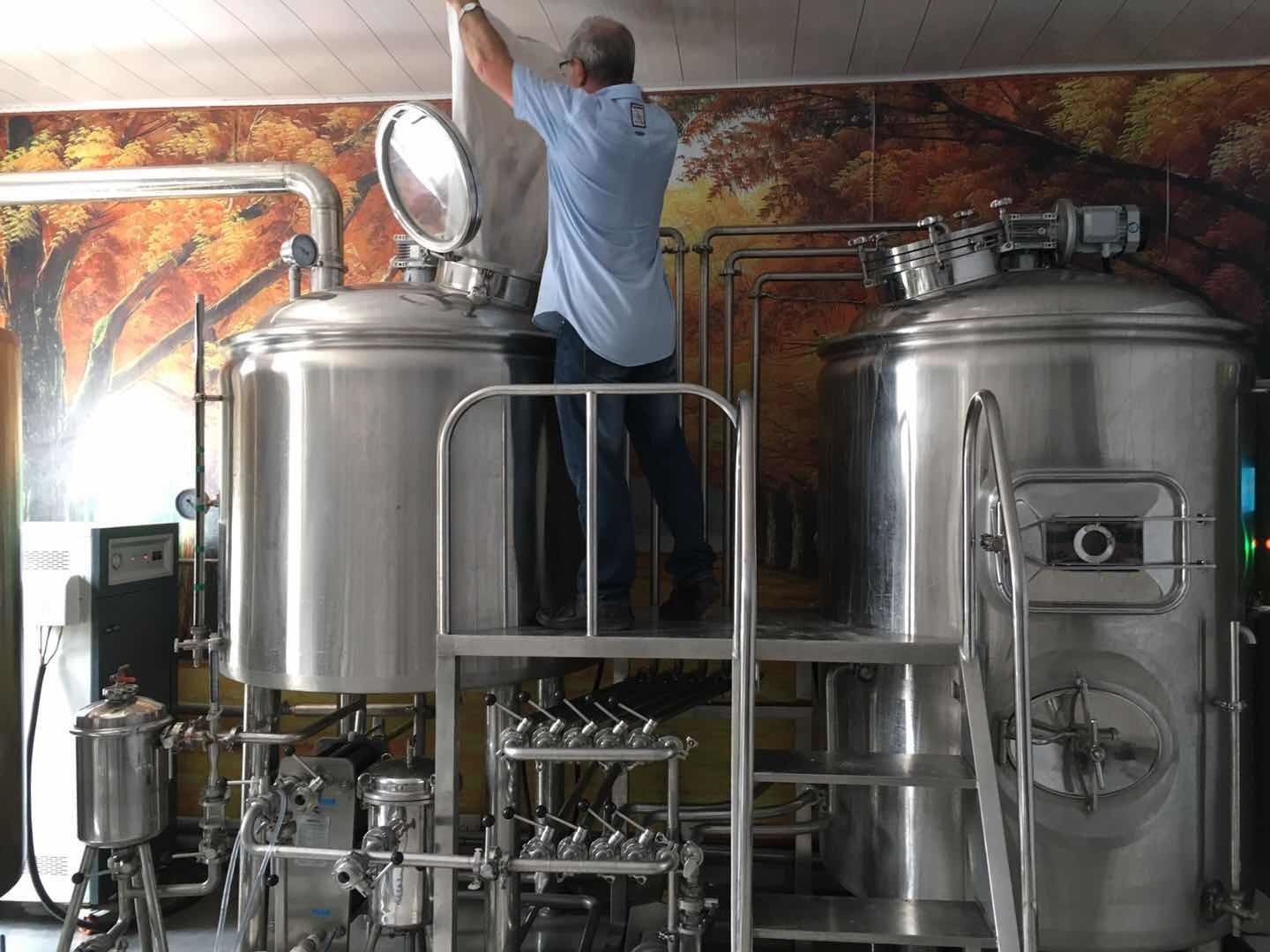 800L 50HZ Beer Brewery Brewhouse Machine , Craft Brewing Equipment Long Life