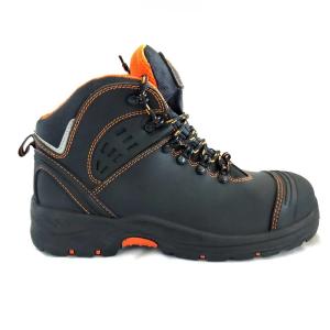 China Nubuck Leather S3 Safety Footwear For Men Waterproof Ankle Boots factory