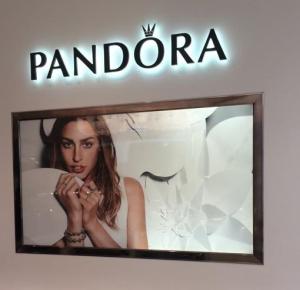 China Fabric SEG Stretch Custom Light Box Display Photography Textile Frameless factory