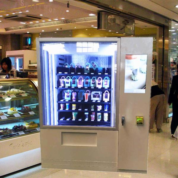 24 Hours Coin Operated Milk Soda Vending Machine For Snack Drink with Advertisin