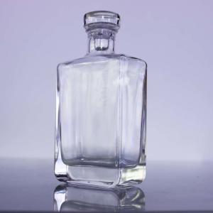 China Bourbon XO Mini Spirit Bottle Premium Clear Glass Whiskey Bottles factory