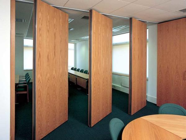 Commercial Hard Cover Acoustic Fabric Sliding Partition Doors For Office /