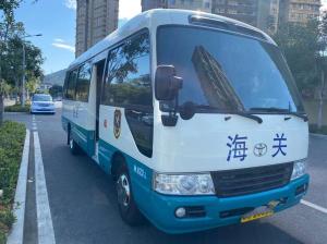 China Used Toyota Coaster Bus 23 Seats Euro III Diesel Engine Low kilometer VIP seats factory
