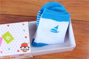 China Fancy customized jacquard christmas design OEM cozy winter cotton terry socks for baby factory
