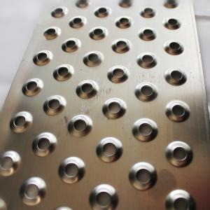 China Anti Skid Non Slip Carbon Steel Perforated Sheet 2.0mm Thickness Safety Grating factory