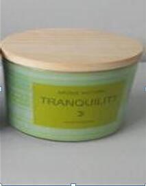 China Decor &amp; green glass scented candle with green apple fragrance and package of gift box factory