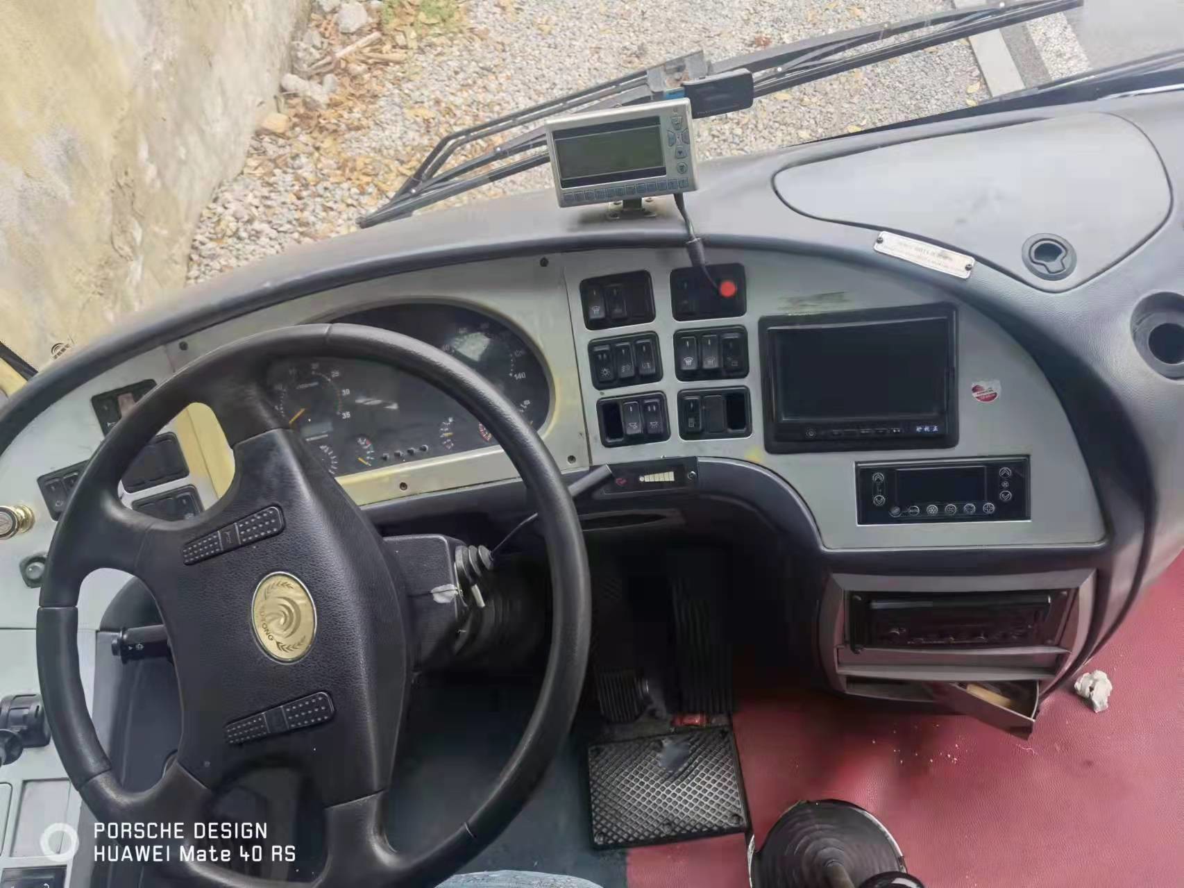 51 Seats Used Yutong ZK6110 Bus Used Coach Bus 2010 Year Steering RHD Diesel Engines