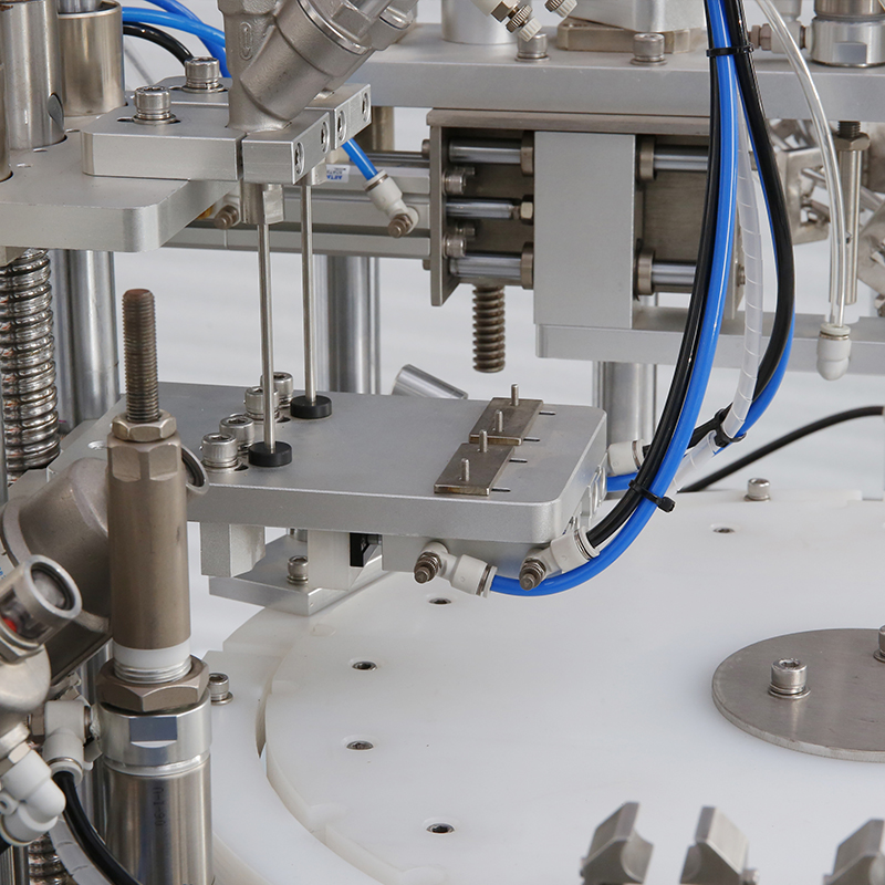 Customizable Automatic Gel Filling and Capping Machine for Viscous Liquid Packaging