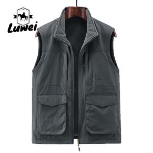 China Wholesale Custom High Quality Casual Loose Utility Clothes Sleeveless Waterproof Warmer Winter Vest For Men factory