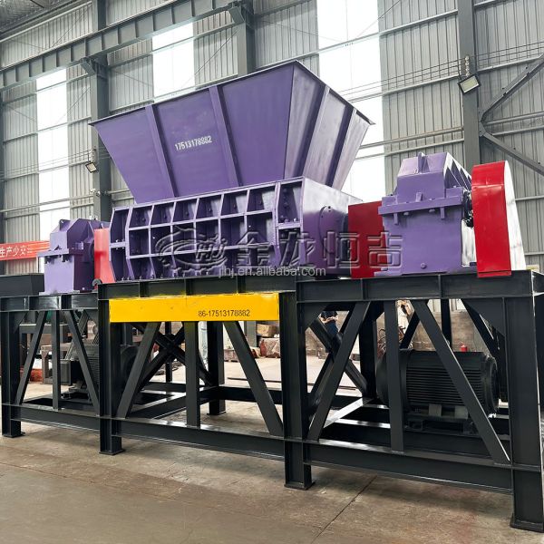 Automatic Metal Shredder with 5.5 kW Power 2800 kg Weight and 9CrSi/D2/SKD-11 Blades for Industrial Waste Recycling
