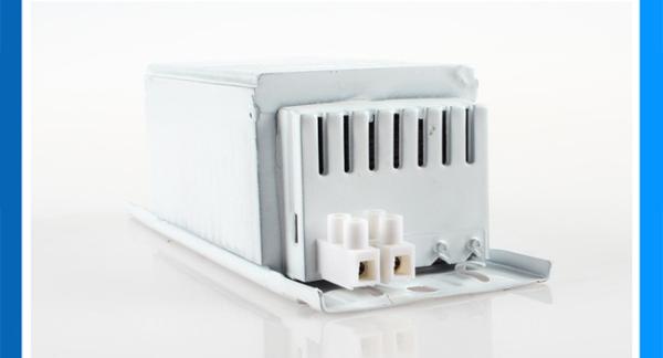 White Lightweight Electronic Ballast For Metal Halide Lamps 70w - 2000w
