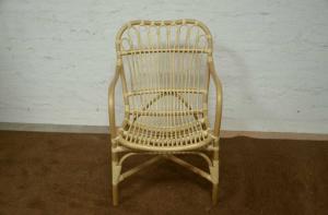 China Luxury Cane Modern Chair Wooden Wicker Rattan Bar Chairs Outdoor Garden Sofa Chair factory