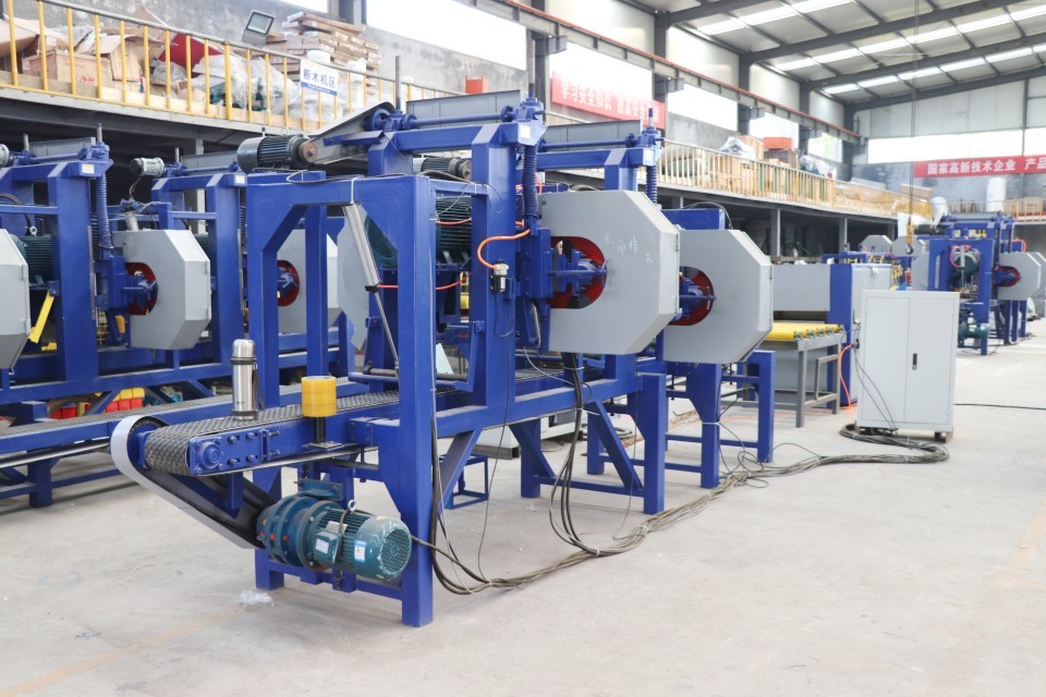 Multiple Heads Horizontal Resaw Bandsaw 700mm Saw Wheel Diameter