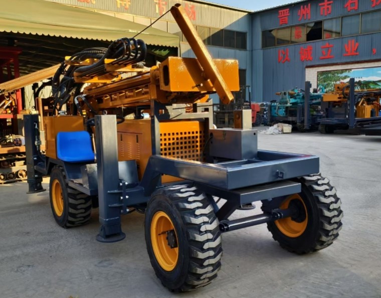 260m Ground Source Heat Pump / Wheeled Pneumatic Water Well Drilling Rig