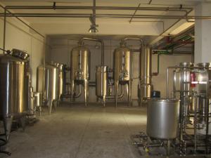 China Fully Automatic Water Bottling Plant Small Scale Soda Bottling Equipment factory