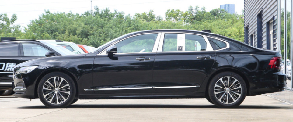 VOLVO S90 2023 B5 Zhiyi Haohua version 4 Door 5 seats Medium Large Saloon