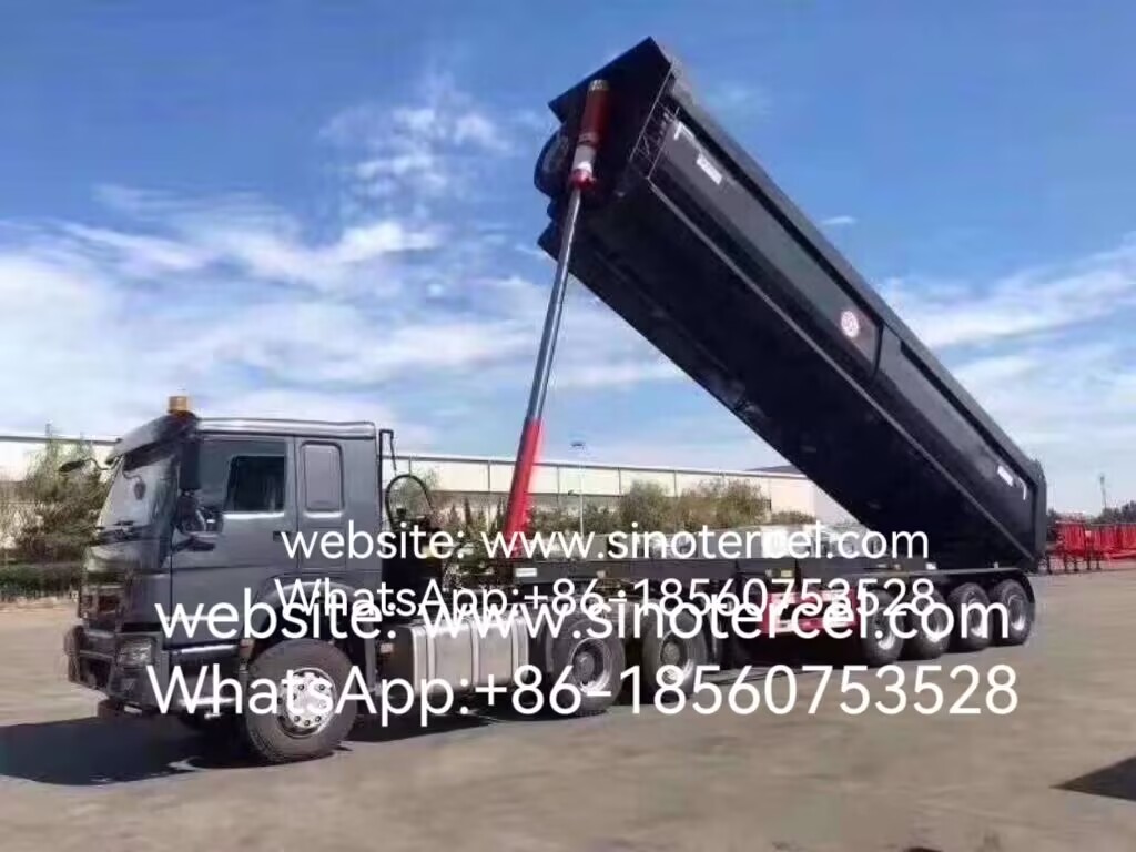 3 Axles Efficient Dumping Tipper Semi Trailer 20-50CBM Front Lifting Hydraulic For Sand Stone Gravel