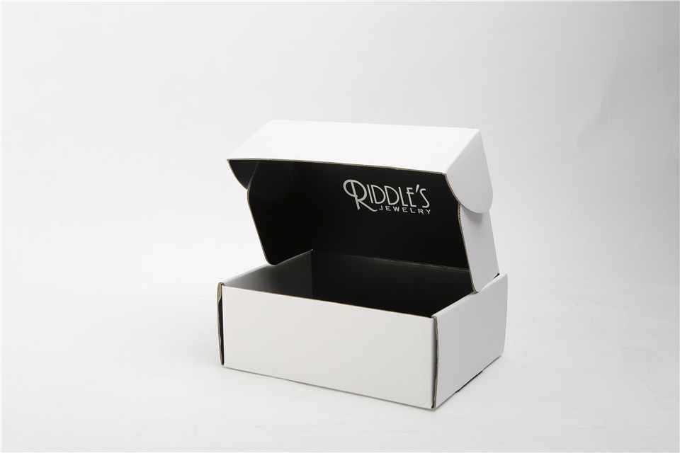 Easy Folding Electronic Packaging Box Customized White Corrugated Folding Paper Box