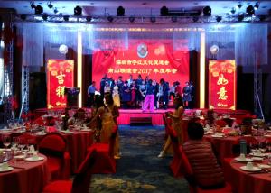 China 700W/sqm P5 Indoor LED Video Walls , Stage Background LED Display Big Screen factory