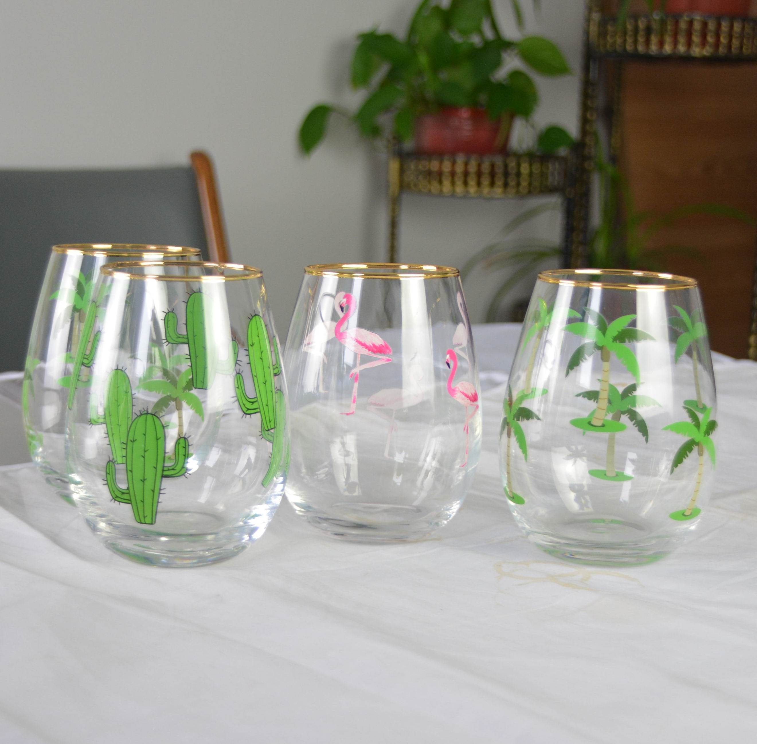 Hand Painted Gold Rim Wine Glass Tumbler With Color Decal