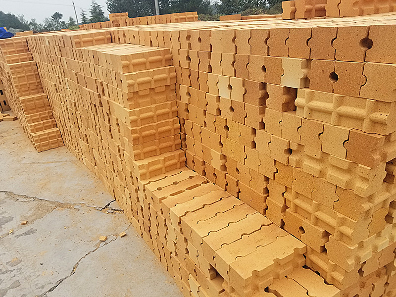 Affordable Machine Pressed Refractory Firclay Brick for Tunnel Kiln ISO9001 Certified